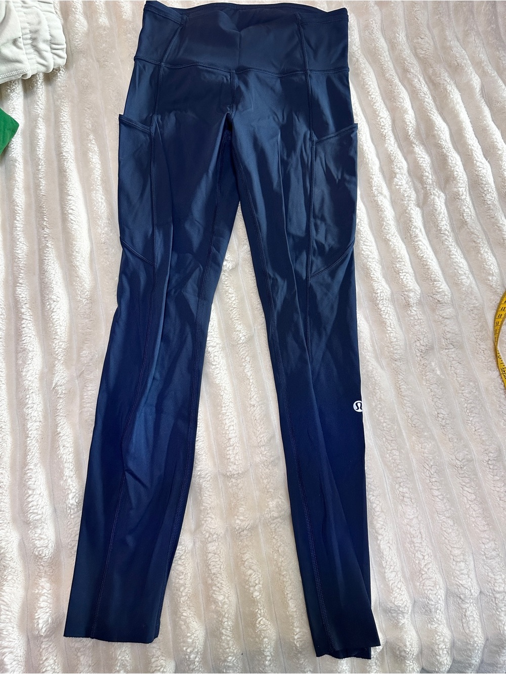 Lululemon leggings size 4